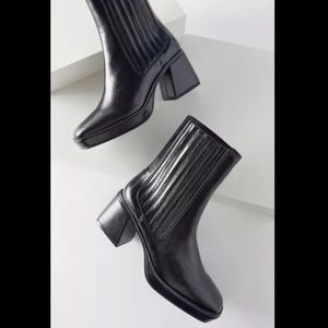 Urban outfitters Ava boots